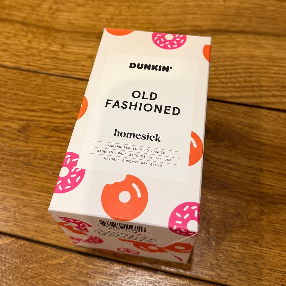Dunkin' Old Fashioned Homesick Candle